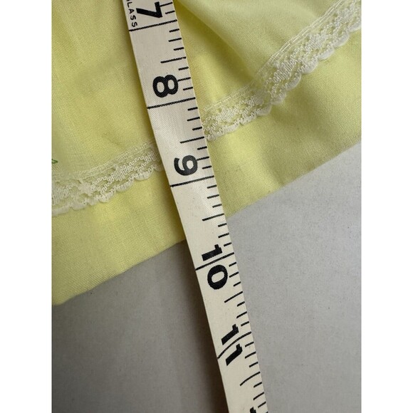 Vintage Embroidered Baby Dress Size Birth To 3 Months - Picture 7 of 9